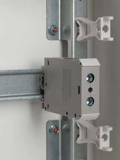 Зажим наборный ЗНИ-70мм2 (JXB250А) серый IEK