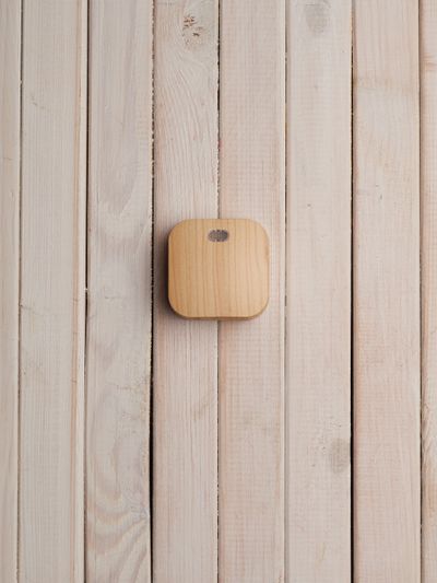 GLORY Выключатель 1-клавишный для открытой установки с индикацией ВС20-1-1-ХС сосна IEK