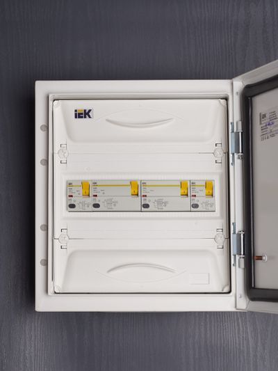 Выключатель дифференциальный (УЗО) ВД1-63S 4Р 63А 300мА IEK