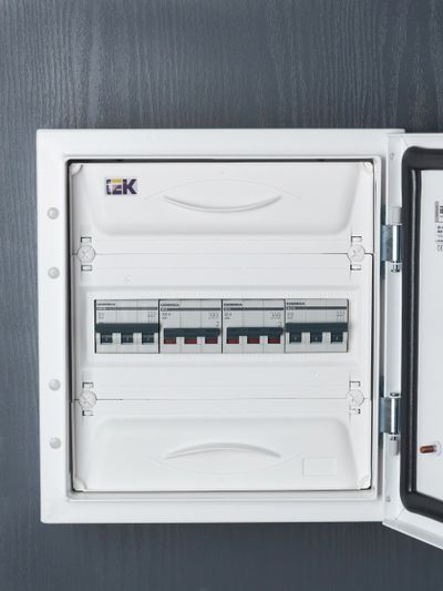 Выключатель нагрузки (мини-рубильник) ВН-32 3Р 32А GENERICA