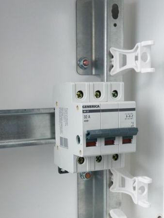 Выключатель нагрузки (мини-рубильник) ВН-32 3Р 32А GENERICA