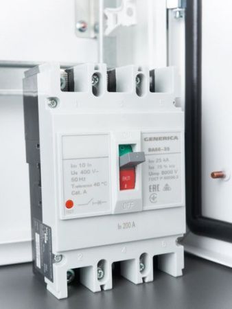 Выключатель автоматический ВА66-35 3Р 200А 25кА GENERICA